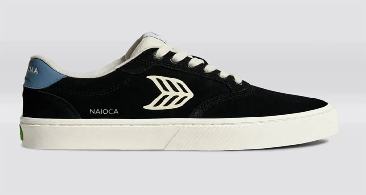 Cariuma Sneakers